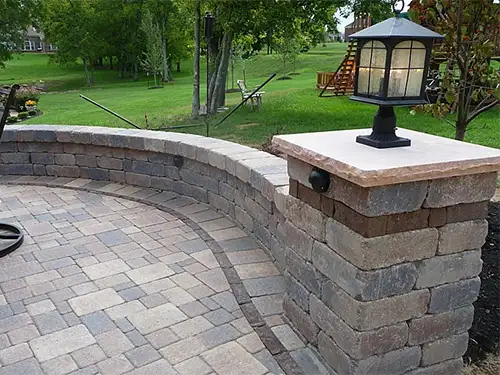 Outdoor lighting of a stone column